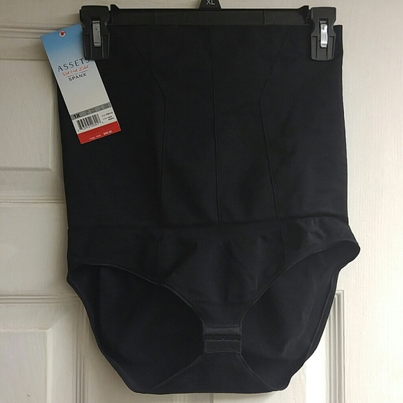 Assets "Red Hot Label" by Spanx