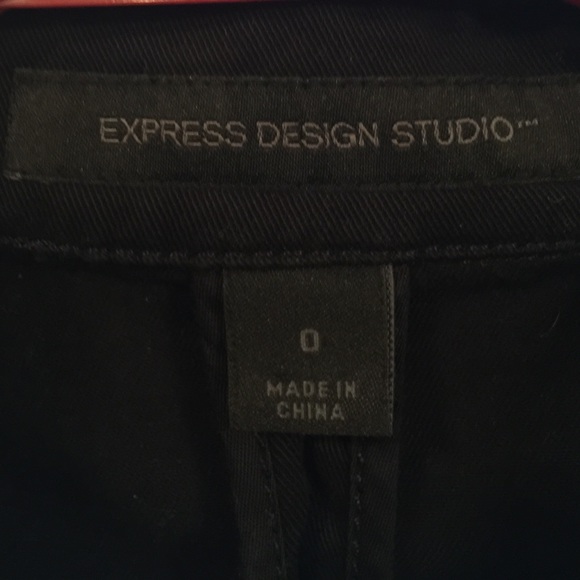 Short suit jacket- perfect with jeans! - Picture 3 of 3