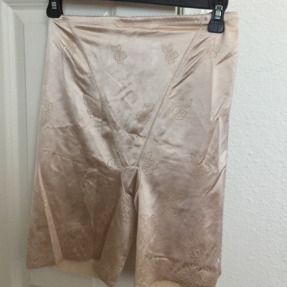 Flexees shapewear panty