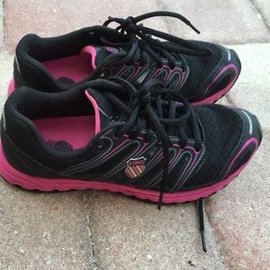 K-Swiss black and pink sneakers