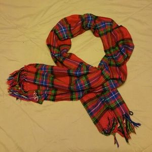 Hollister scarf