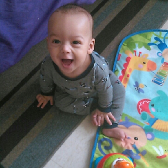 Meet your Posher, Lola - Picture 2 of 4