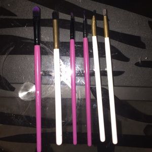 Eye brush set