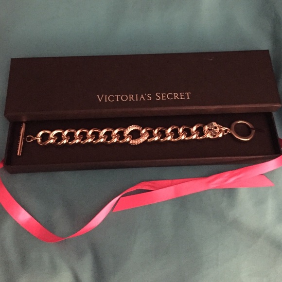 Victoria's Secret Jewelry - Gold Chain with Rhinestone Accent Bracelet