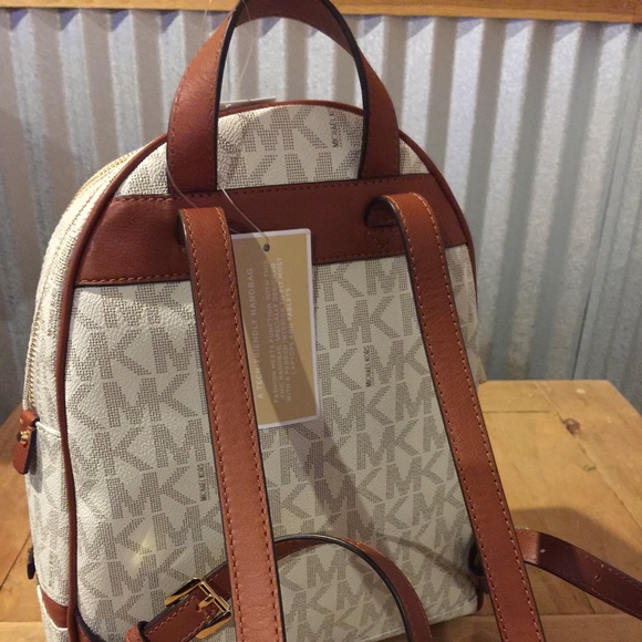 Michael KORS SMAL Back Pack RHEA ZIP - Picture 3 of 4