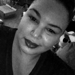 Meet your Posher, Migdalia