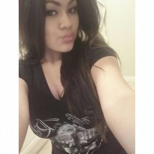 Meet your Posher, Angie