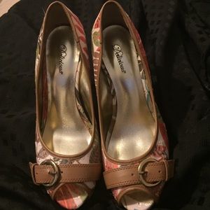 Flower heels