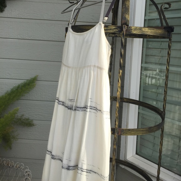 Generra Sundress - Picture 2 of 4