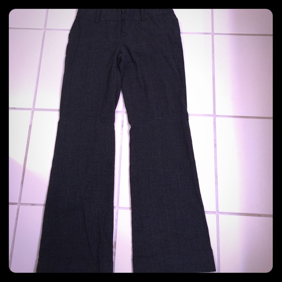 Patterned gray and black Ann Taylor petite pants!