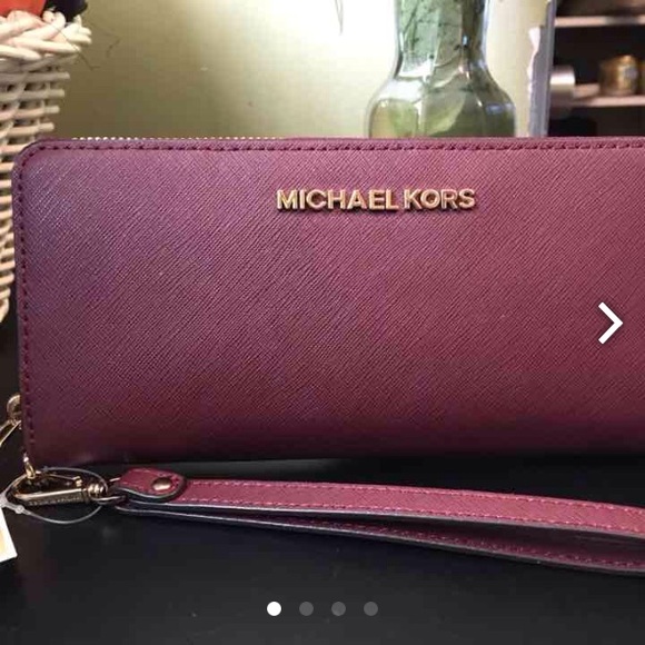 ISO - Picture 1 of 3