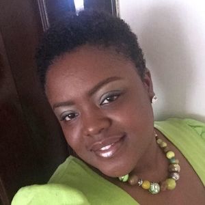 Meet your Posher, Leonora