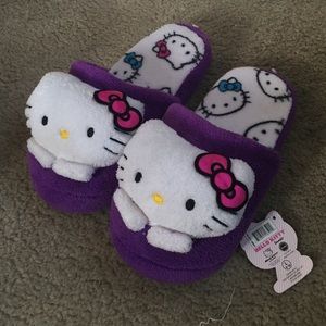 Hello Kitty Fuzzy Slippers