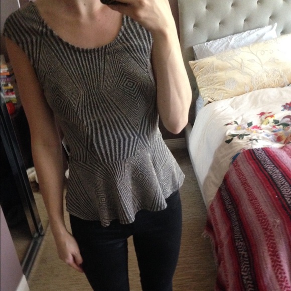 Metallic threaded Peplum - Picture 1 of 2