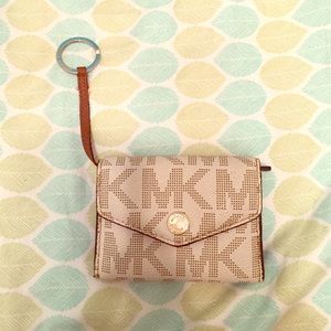Michael Kors Key Chain Wallet in Vanilla