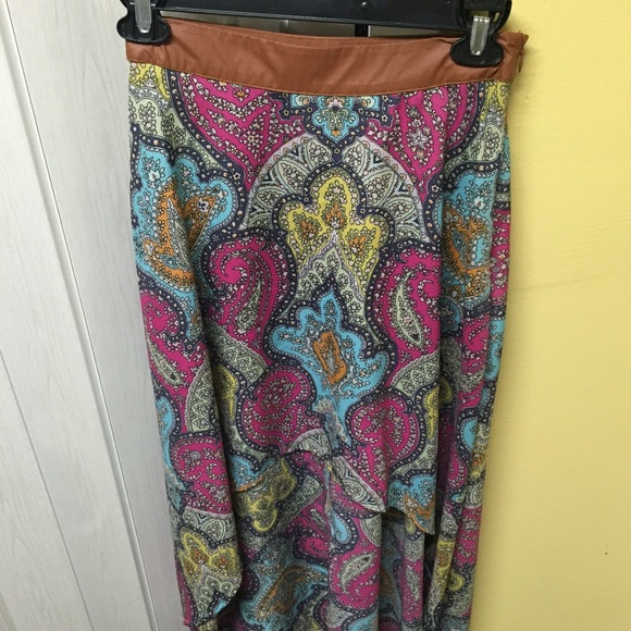 Ark & co skirt size small