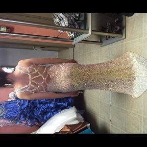 Champagne sequin prom dress!! Size 2!!