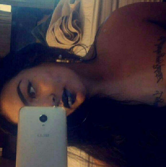 Meet your Posher, Samantha - Picture 1 of 1