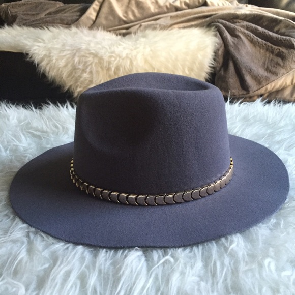 Chic Ruff Accessories - New Wide Brim Fedora Gray Panama Hat