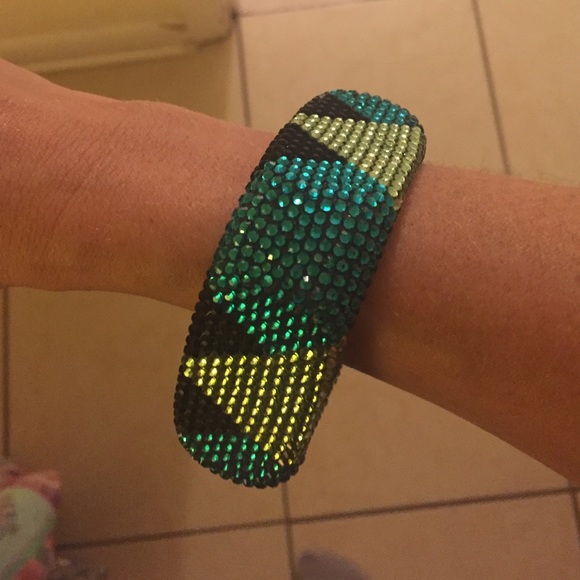 Bangle - Picture 3 of 3