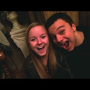 Meet your Posher, Cayla