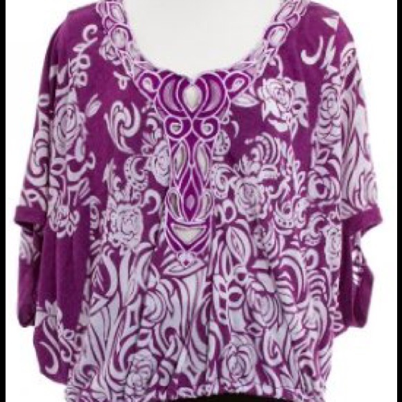 Testament Women's Tribal Print Blouse Top in Berry - Picture 1 of 4