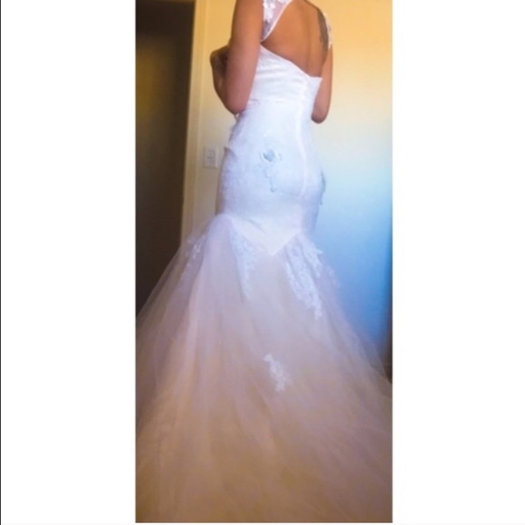 Lace Mermaid Wedding Gown- Price Reduced! ❤️