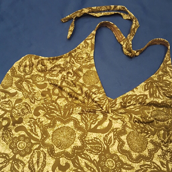 🔴Sale🔴Olive Green Swim Top size xxL by Old Navy - Picture 2 of 4