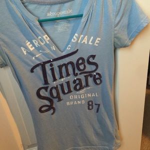 Aeropostale shirt sleeve Vneck.