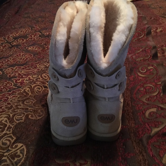 SOLD: New Authentic Emu of Australia boots size 8 - Picture 1 of 4