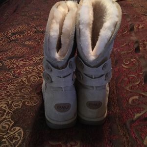 SOLD: New Authentic Emu of Australia boots size 8