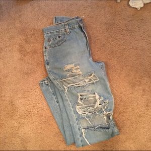 Levi mom jeans!