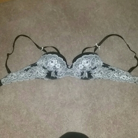Victoria's secret lace and silk balconette bra