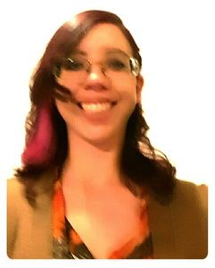 Meet your Posher, Adrienne
