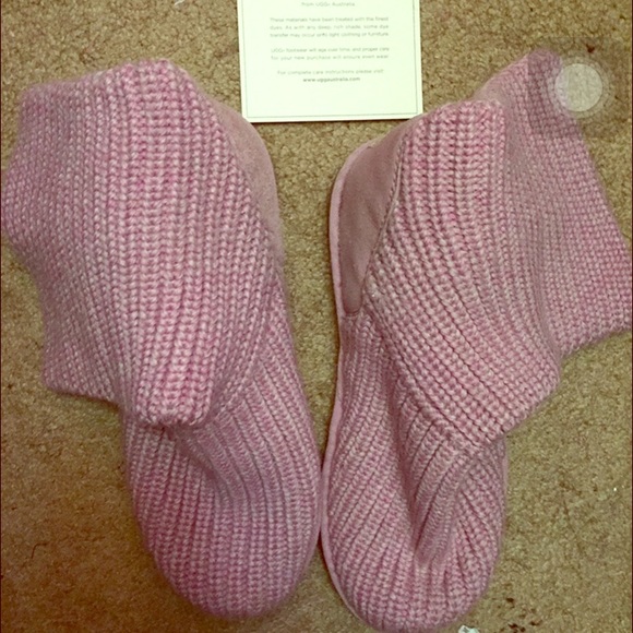 Pink Knit Uggs - Picture 1 of 4