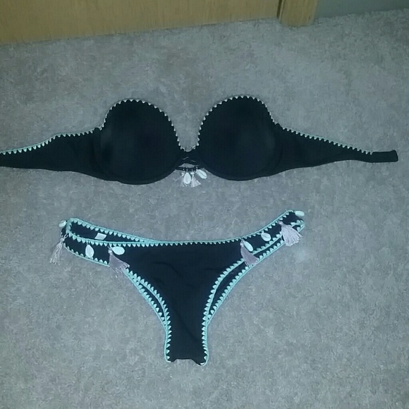 Victoria's secret cheeky seashell bikini