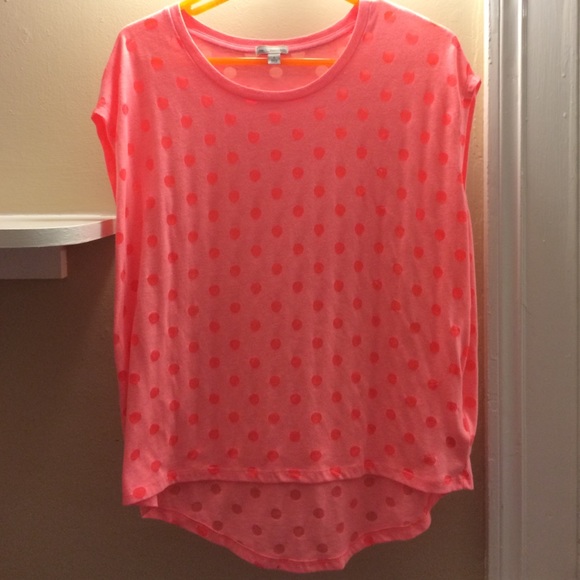 Gap/Loose polka dot tee/barely worn/condition 100
