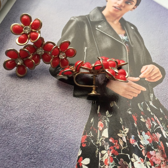 Flower Vintage Earrings