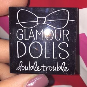 Glamour dolls double trouble eyeshadow