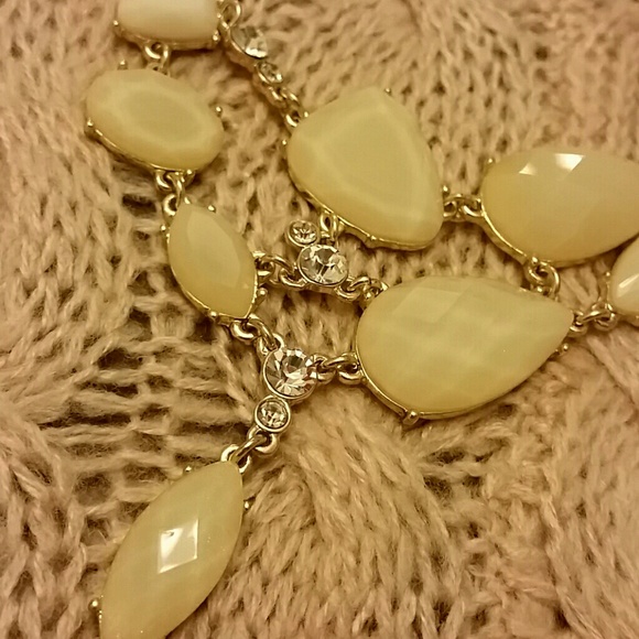 STATEMENT SET ๐ผ - Picture 3 of 4