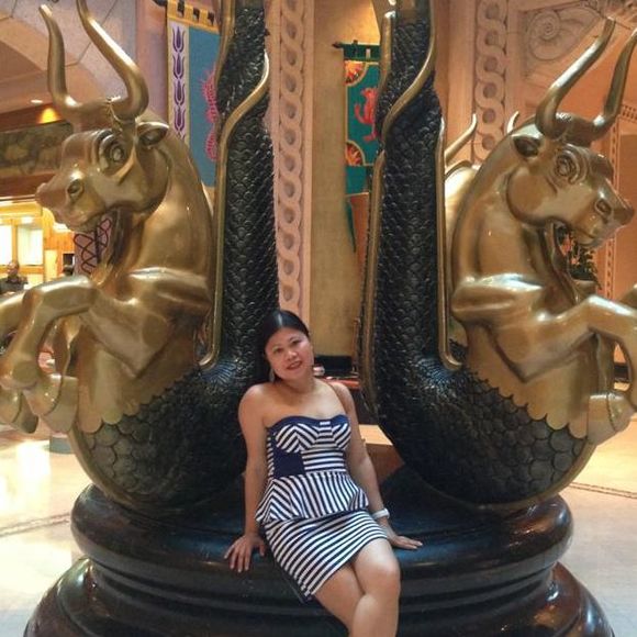 Meet your Posher, Roe - Picture 1 of 1