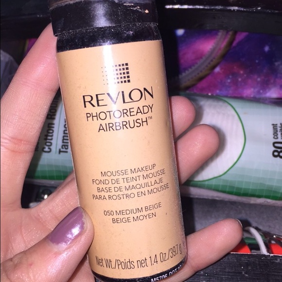 Revlon Other - Revlon photoready airbrush mousse foundation