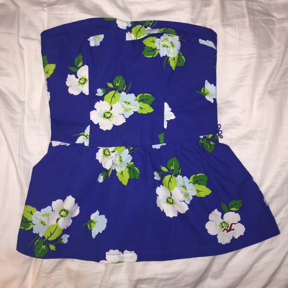 NWT blue floral hollister peplum shirt
