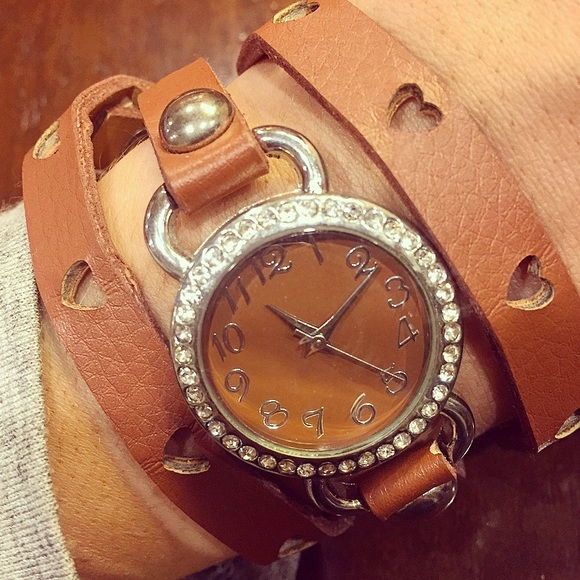 ❗️SALE!!!! Brown Faux Leather Watch