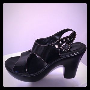 Tommy Hilfiger black heel