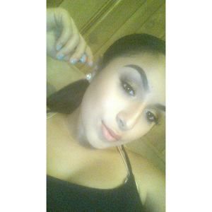 Meet your Posher, Crystal