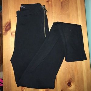 Brandy Melville Zipper Leggings