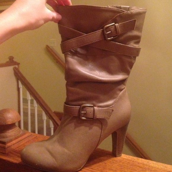 Tan leather high heeled boots