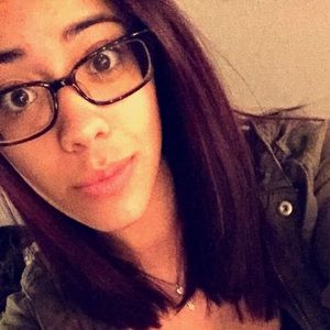 Meet your Posher, Paula