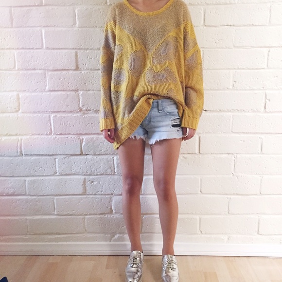 Sweaters - VERY CUTE! Cheetah yellow knit oversized sweater.